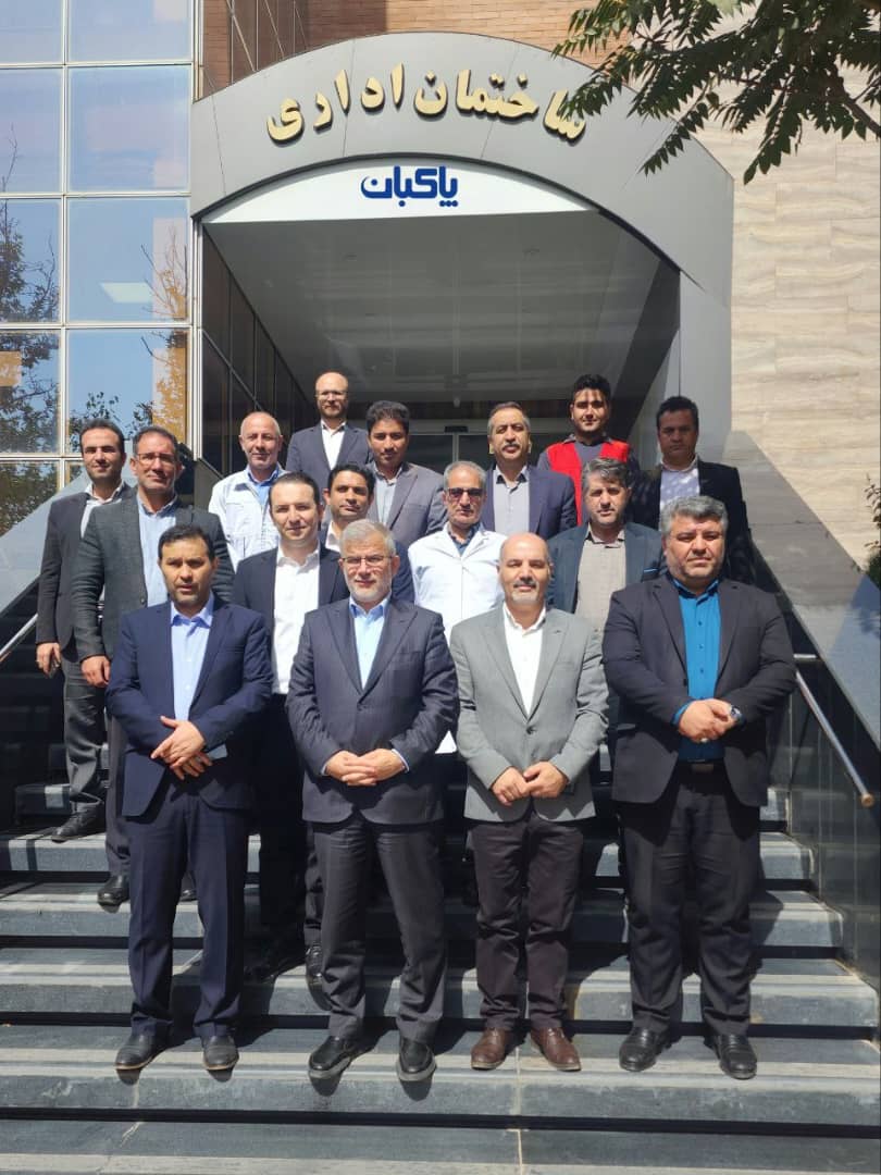 بازدید استاندار محترم البرز و فرماندار شهرستان ساوجبلاغ از کارخانه پاکبان